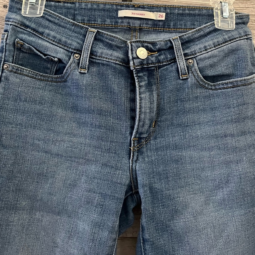 Levi 711 Skinny Jeans (26)